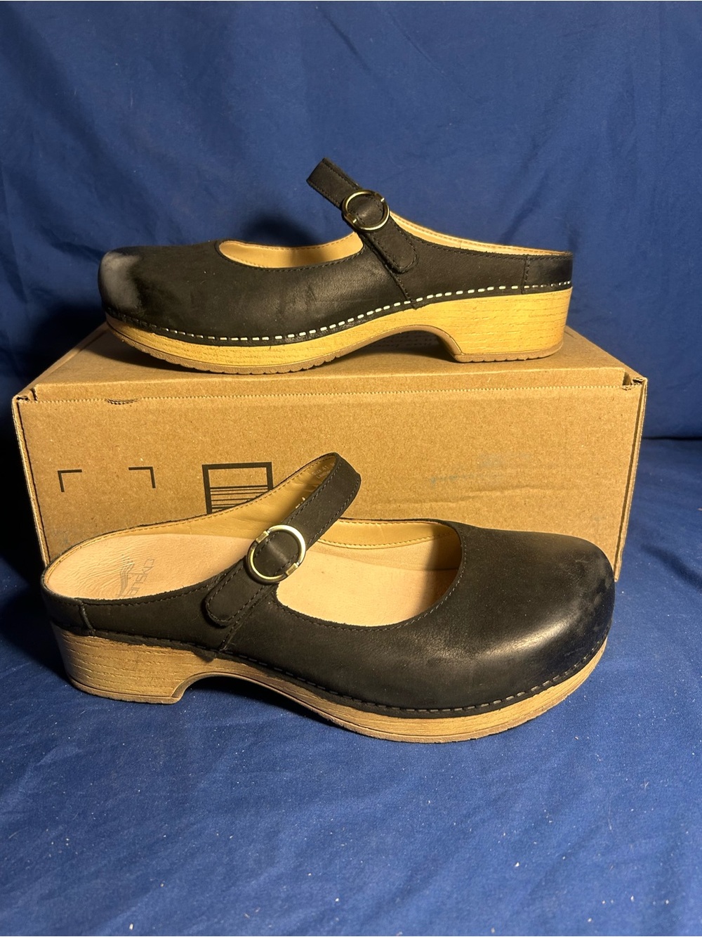 Dansko Bria black 10.5 women QS